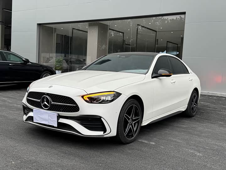 Фото 2 - Mercedes-Benz C-Class