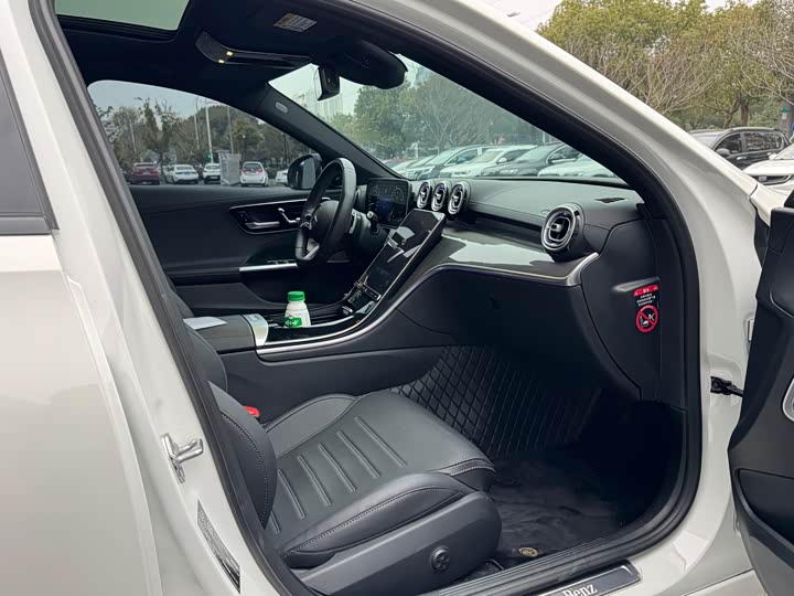 Фото 9 - Mercedes-Benz C-Class