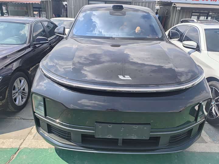 Фото 2 - LiXiang L9