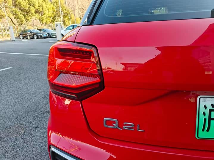 Фото 2 - Audi Q2L e-tron