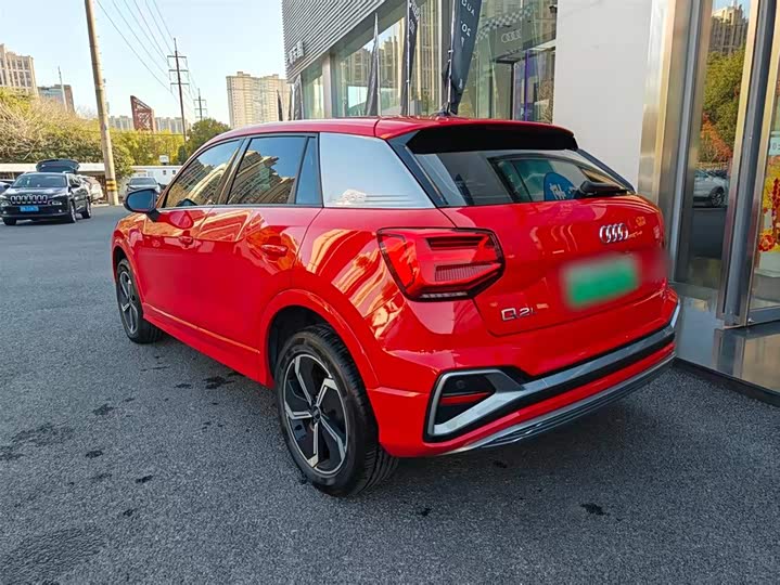 Фото 4 - Audi Q2L e-tron