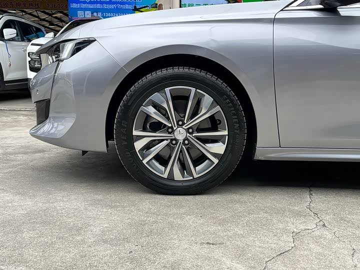 Photo 9 - Peugeot 508