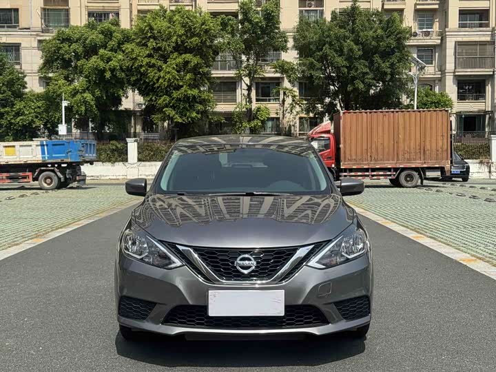 Фото 2 - Nissan Sylphy