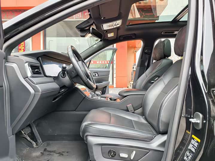 Фото 3 - LiXiang One