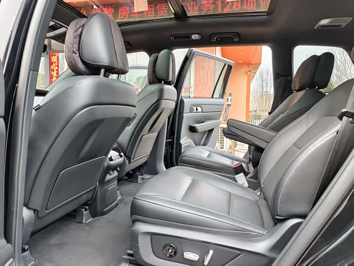 Фото 4 - LiXiang One