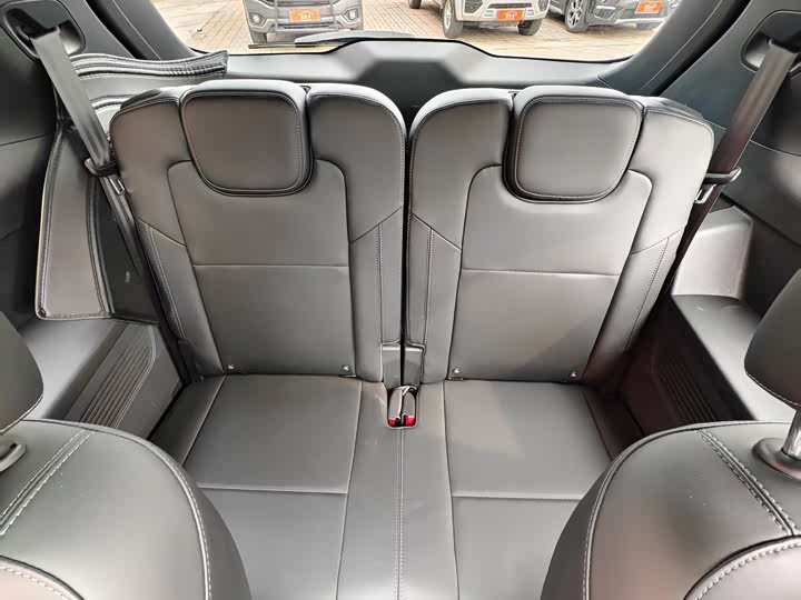 Фото 8 - LiXiang One