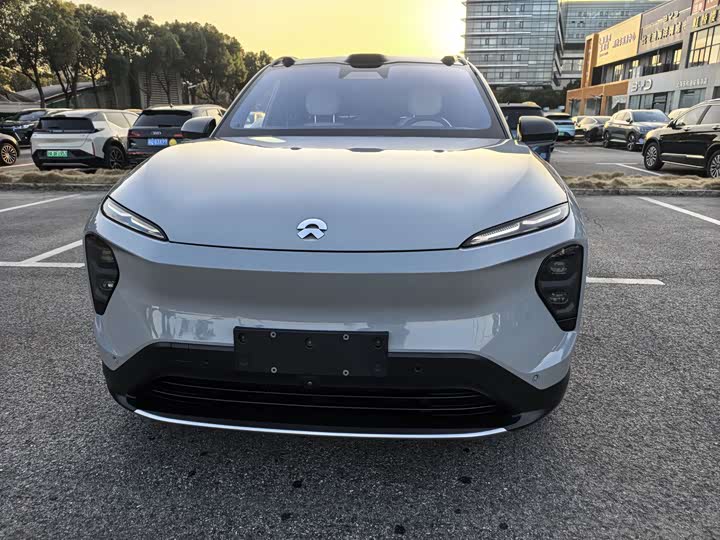 Фото 2 - Nio ES7