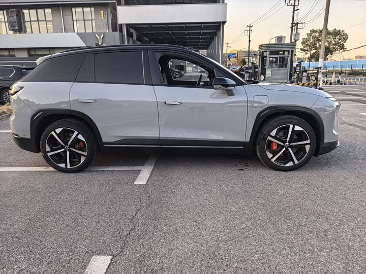 Фото 4 - Nio ES7