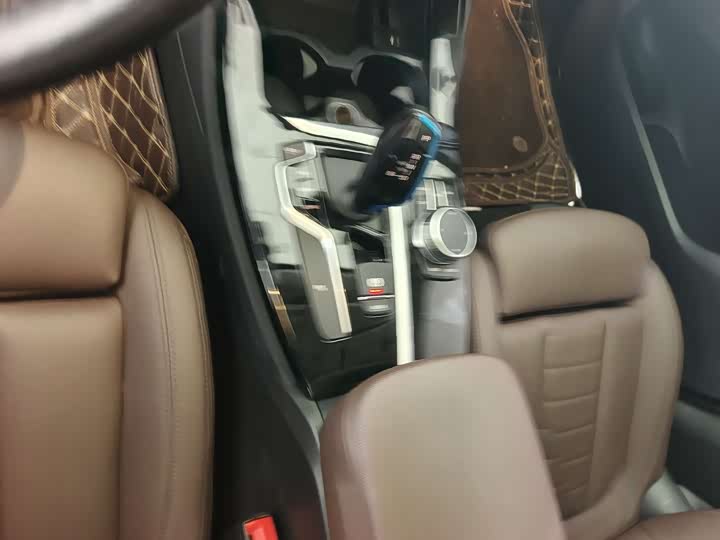 Фото 9 - BMW iX3