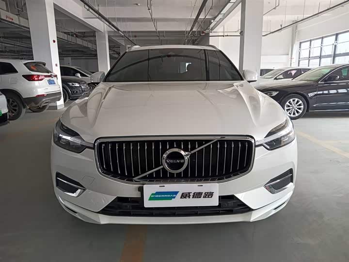 Фото 2 - Volvo XC60