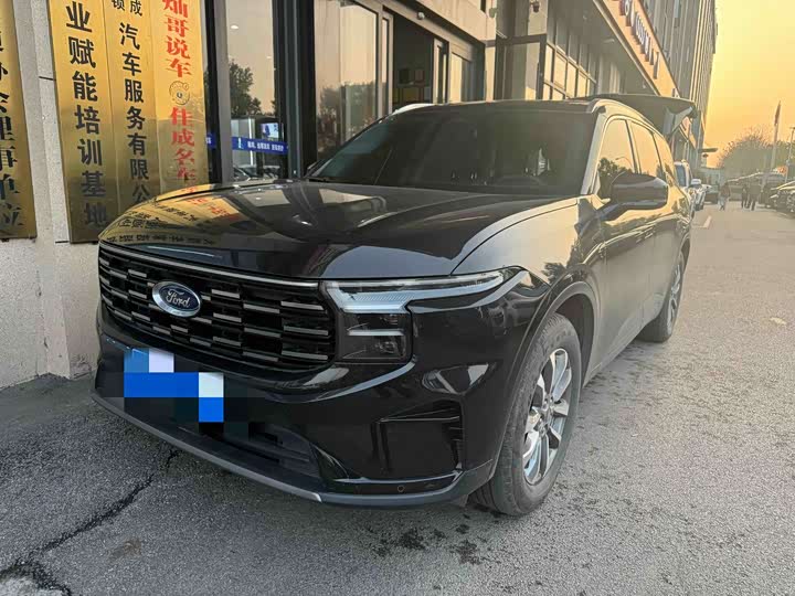 Фото 1 - Ford Edge