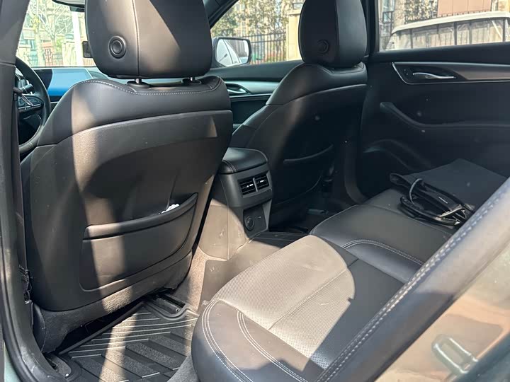 Photo 4 - Cadillac CT5