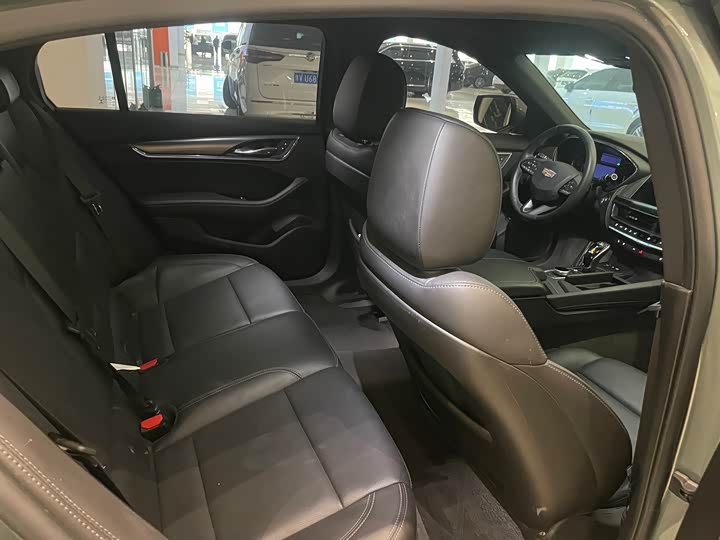 Photo 8 - Cadillac CT5