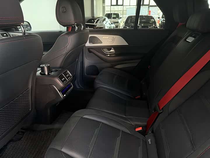 Фото 8 - Mercedes-Benz GLE-Class AMG