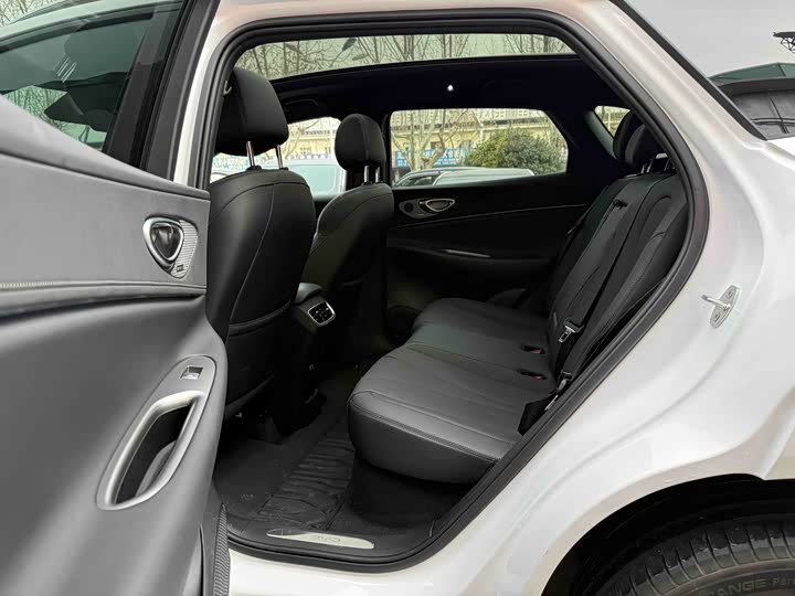 Фото 7 - BYD Sea Lion 06 Hybrid/EV