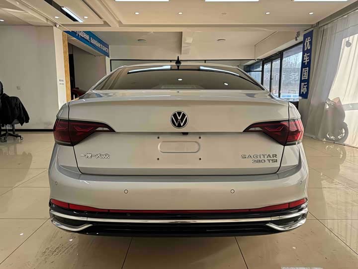 Фото 5 - Volkswagen Sagitar L