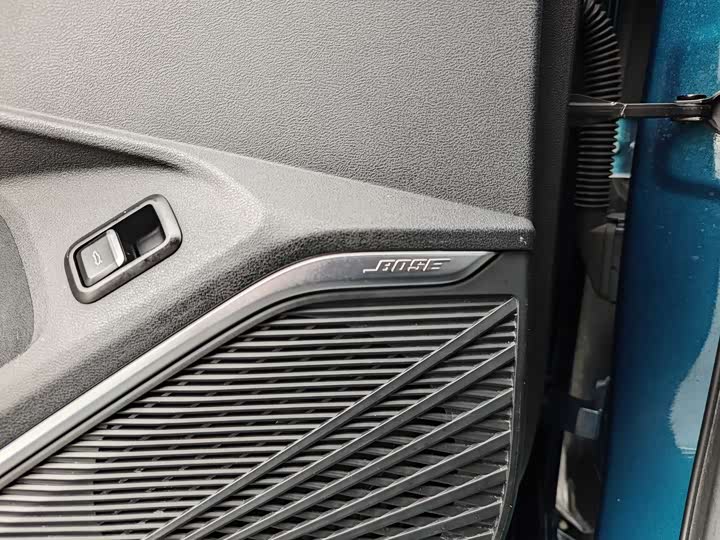 Фото 6 - Geely Monjaro