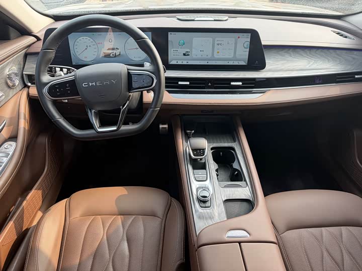 Фото 9 - Chery Arrizo 8