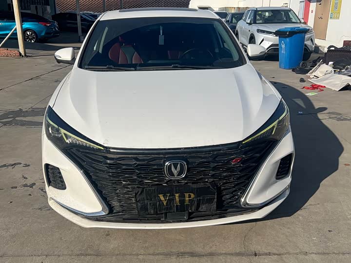 Фото 2 - Changan Eado Plus