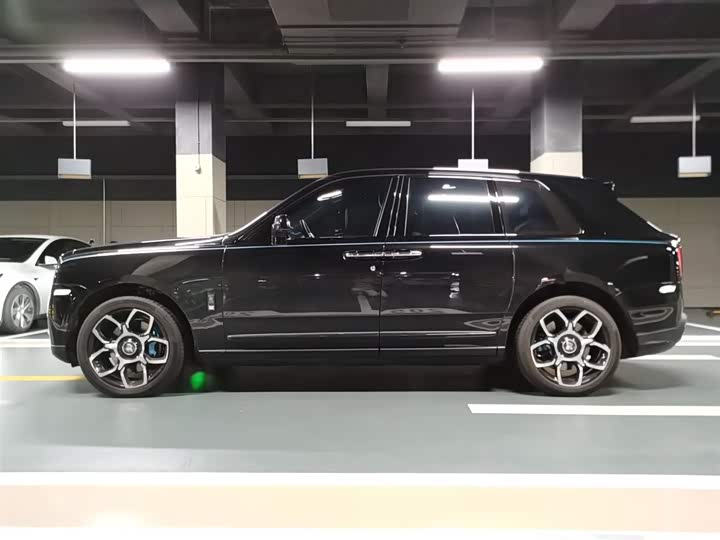 Photo 2 - Rolls-Royce Cullinan