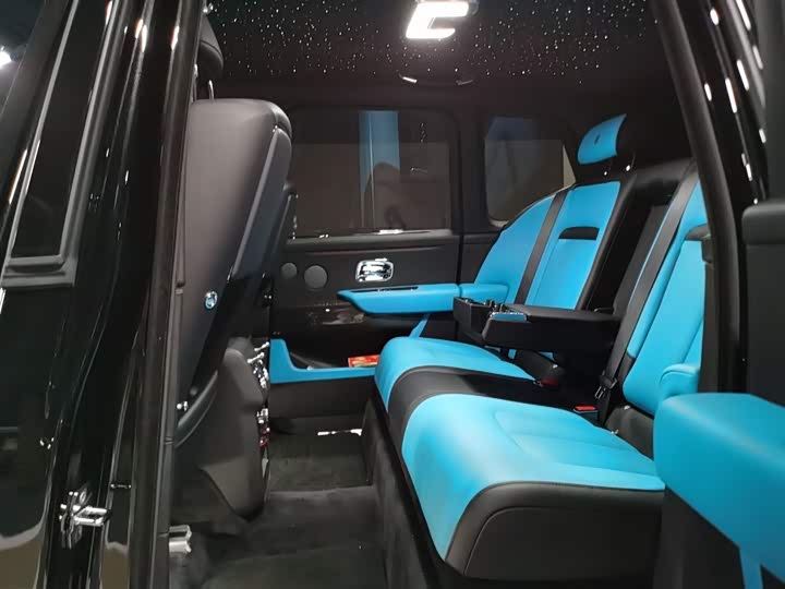 Photo 7 - Rolls-Royce Cullinan