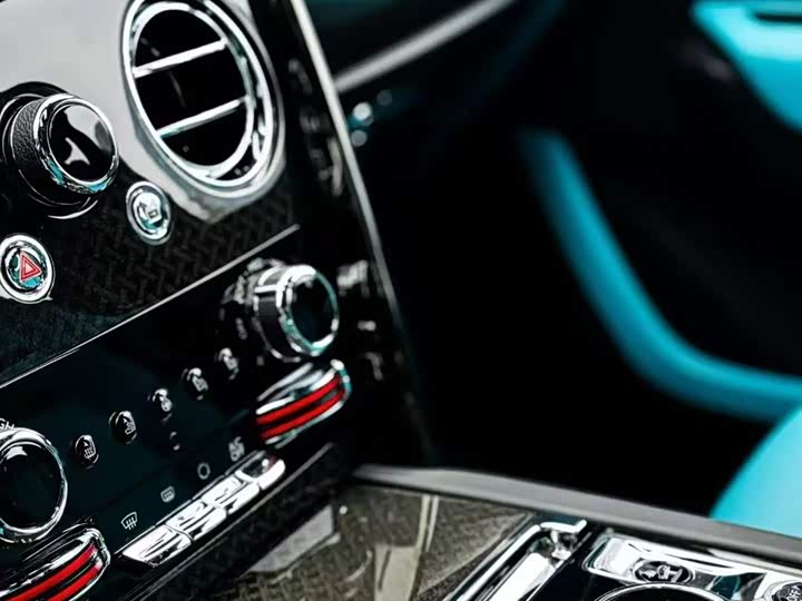 Photo 9 - Rolls-Royce Cullinan