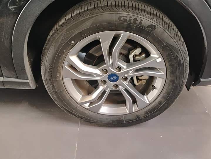 Photo 6 - Ford Equator Sport