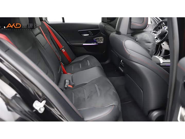 Фото 8 - Mercedes-Benz C-Class AMG