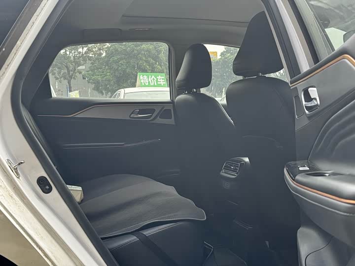 Фото 7 - GAC Aion S