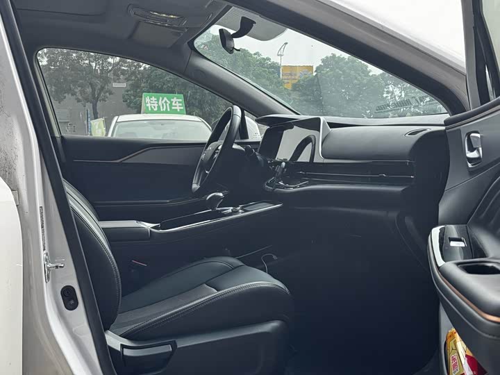 Фото 8 - GAC Aion S