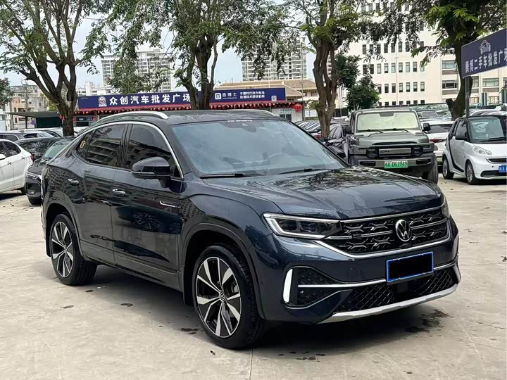 Фото 1 - Volkswagen Tayron X