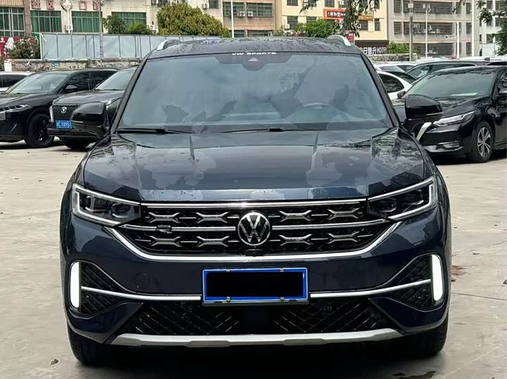 Фото 2 - Volkswagen Tayron X