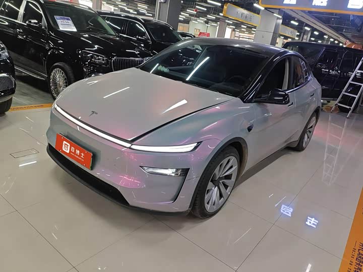 Фото 1 - Tesla Model Y