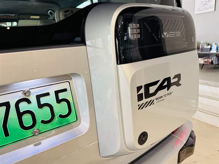 Photo 5 - Chery iCar V23