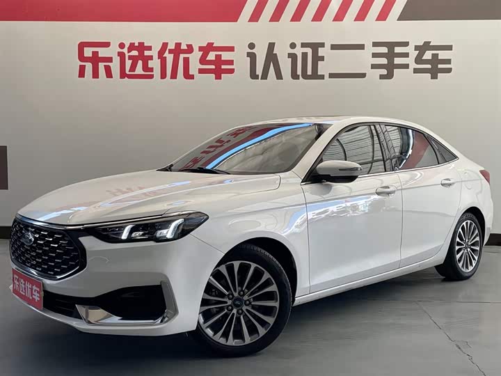 Фото 1 - Ford Escort