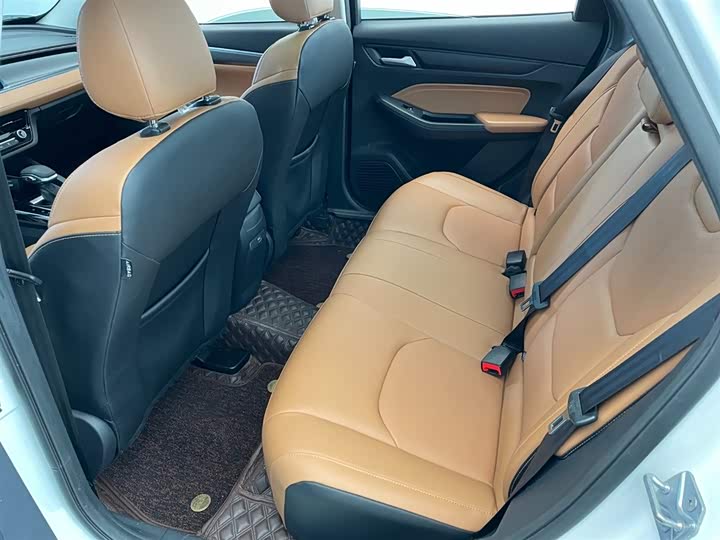 Фото 6 - Ford Escort