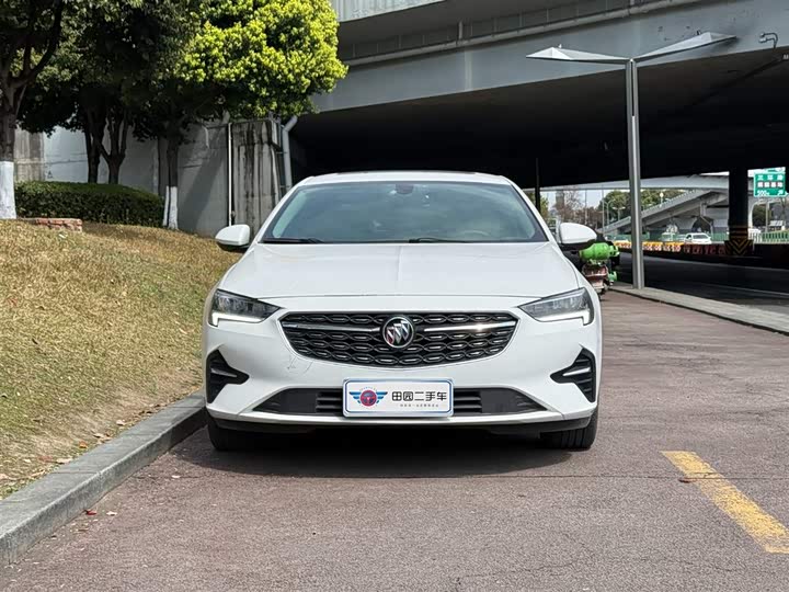 Фото 2 - Buick Regal