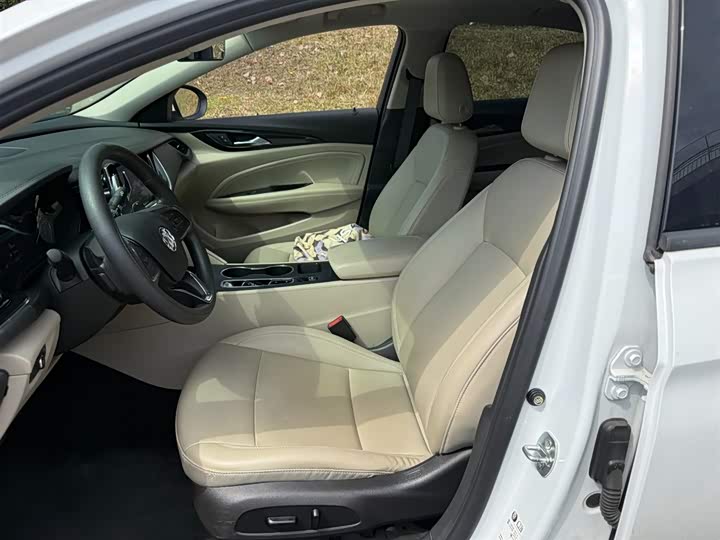 Фото 8 - Buick Regal