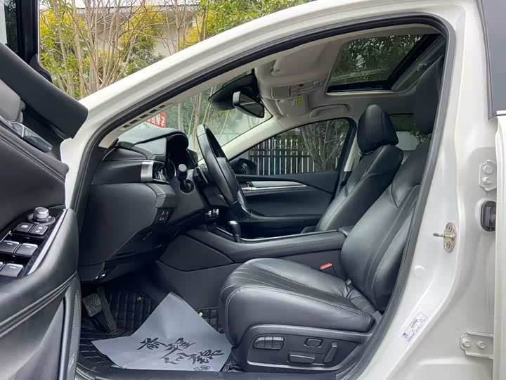 Фото 4 - Mazda Atenza