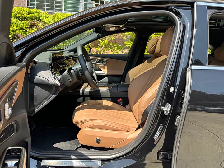 Photo 6 - Mercedes-Benz E-Class Hybrid