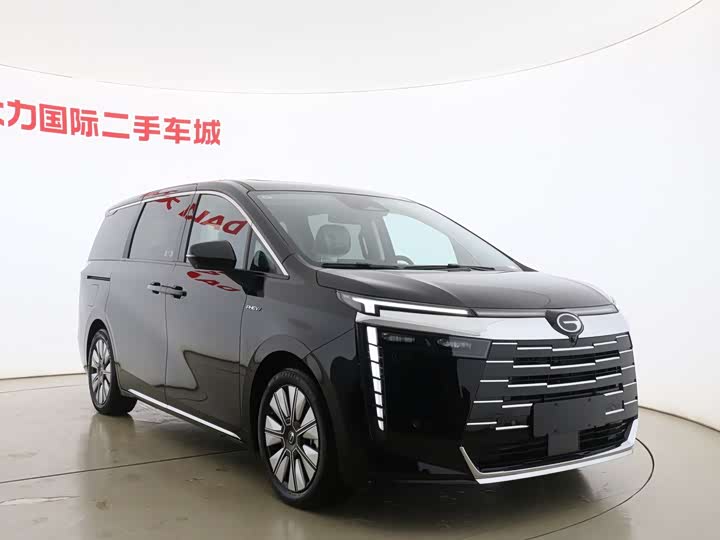 Фото 3 - GAC Trumpchi E8