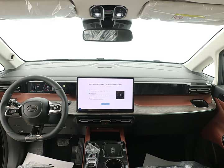 Фото 9 - GAC Trumpchi E8