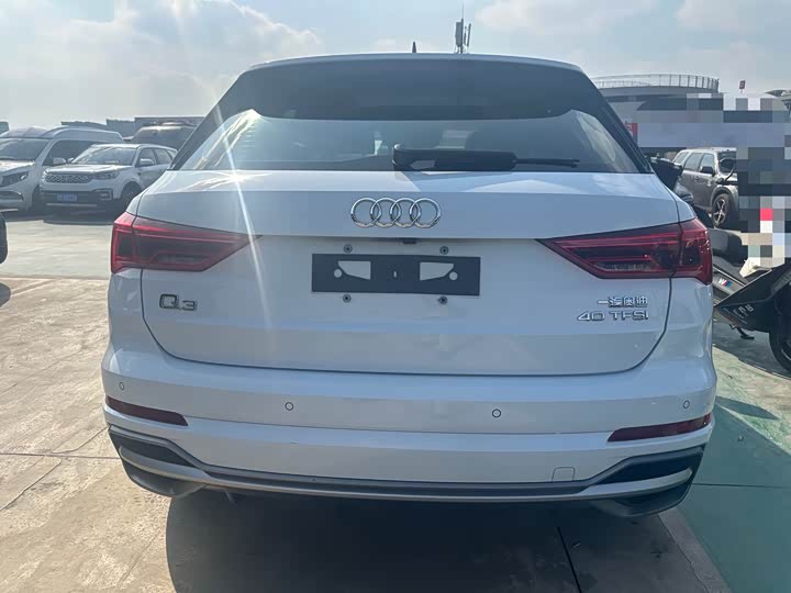 Фото 5 - Audi Q3