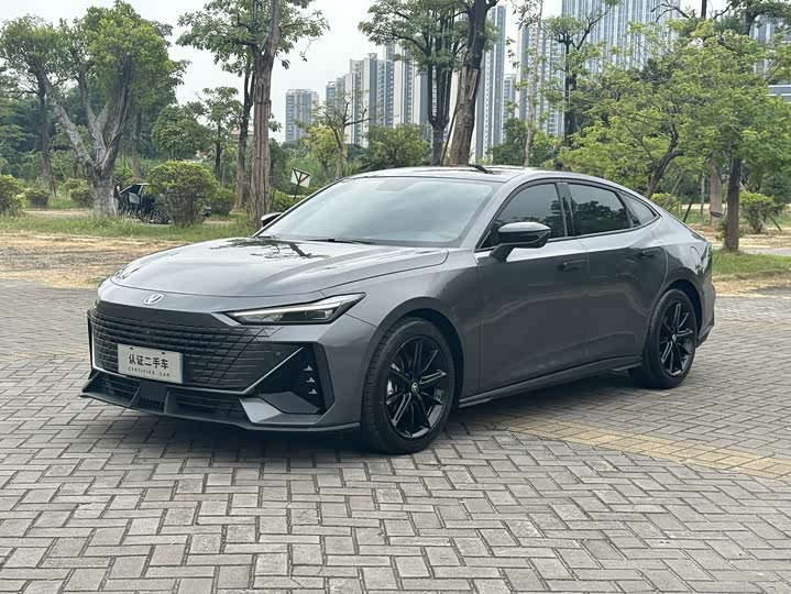 Фото 1 - Changan UNI-V