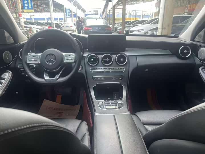 Фото 8 - Mercedes-Benz C-Class