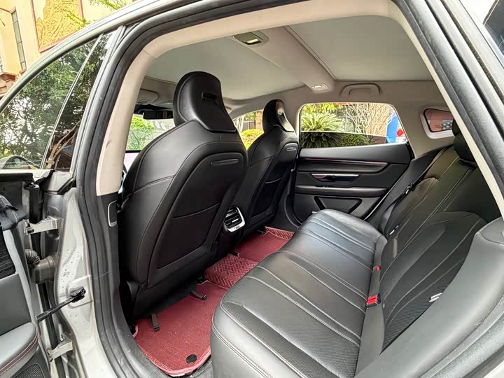 Фото 5 - XPeng P7