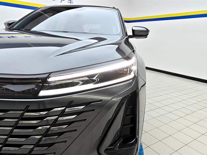 Фото 5 - Changan CS75 Plus