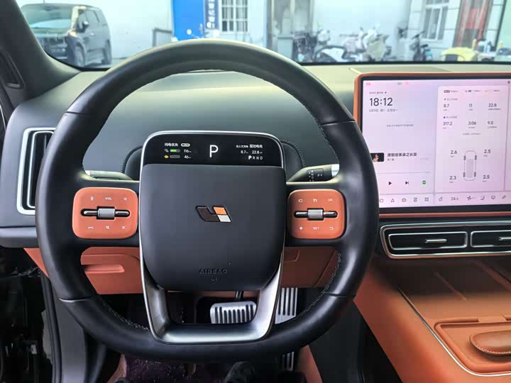 Фото 9 - LiXiang L8