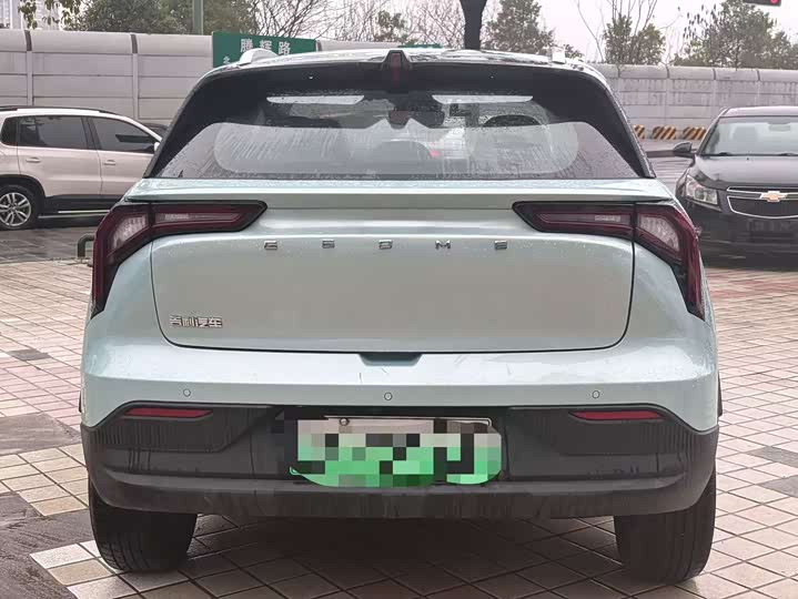 Фото 8 - Geely Geometry E Firefly