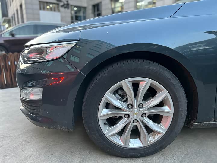 Фото 3 - Chevrolet Malibu XL